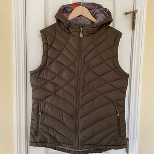 Isis Women’s Goose Down Puffer Vest, Size 14